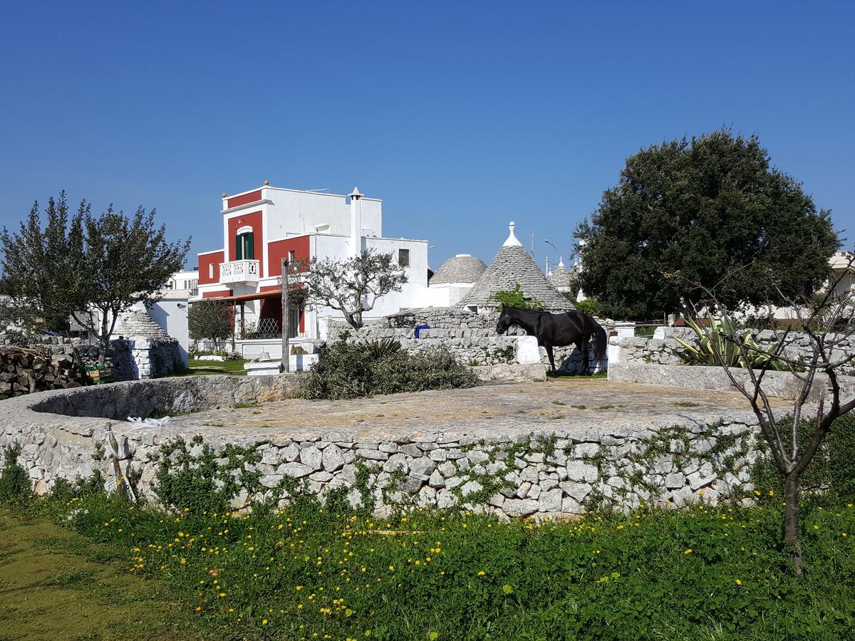 Masseria Trulli Sull'Aia Cisternino Exterior photo